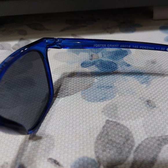 Foster Grant Reading and Sunglass Beautiful Sharp Blue Color+1.50 MS0323 PD 62mm - Picture 5 of 6